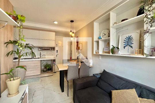 Sala de apartamento à venda com 2 quartos, 37m² em Chácara Inglesa, São Paulo