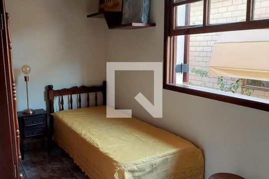 Quarto 2 de casa à venda com 3 quartos, 100m² em Vila Madalena, São Paulo
