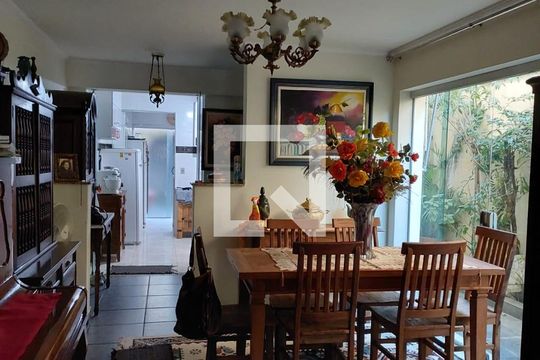 Sala de casa à venda com 3 quartos, 100m² em Vila Madalena, São Paulo