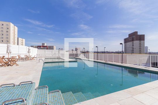 Área comum - Piscina de apartamento para alugar com 2 quartos, 42m² em Vila da Oportunidade, Carapicuíba
