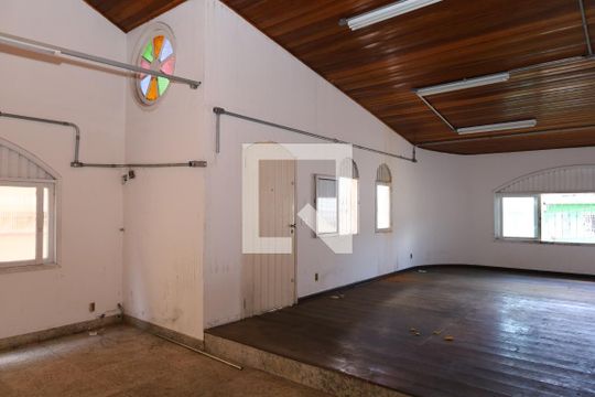 Sala de casa para alugar com 4 quartos, 400m² em Vila Princesa Isabel, São Paulo