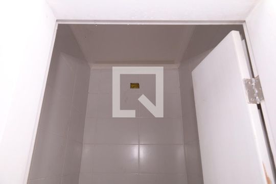 Quarto 3 - Closet de casa para alugar com 4 quartos, 400m² em Vila Princesa Isabel, São Paulo