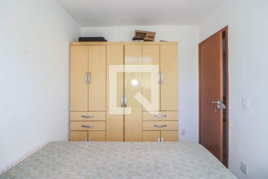 Quarto 1 de apartamento à venda com 2 quartos, 48m² em Morro Santana, Porto Alegre