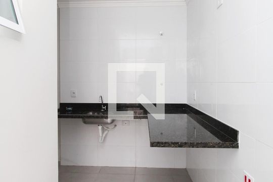 Cozinha de apartamento para alugar com 2 quartos, 44m² em Vila Isolina Mazzei, São Paulo