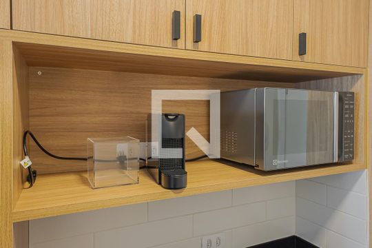 Cozinha de kitnet/studio para alugar com 1 quarto, 28m² em Pinheiros, São Paulo