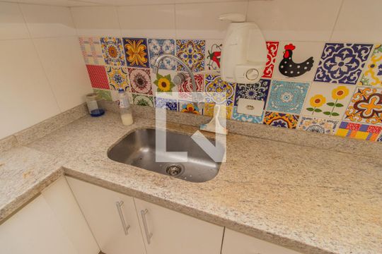 Cozinho de apartamento para alugar com 3 quartos, 80m² em Cambuci, São Paulo