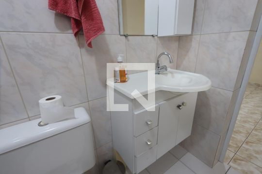 Banheiro da Suíte de casa para alugar com 3 quartos, 120m² em Jardim Sao Gabriel, São Paulo