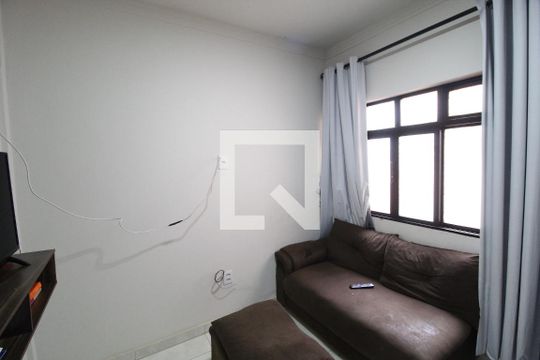 Sala de apartamento para alugar com 2 quartos, 80m² em Daniel Fonseca, Uberlândia