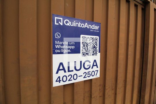Plaquinha de apartamento para alugar com 2 quartos, 80m² em Daniel Fonseca, Uberlândia