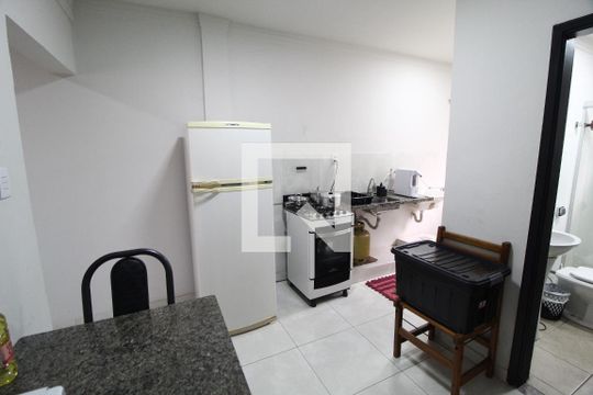 Cozinha de apartamento para alugar com 2 quartos, 80m² em Daniel Fonseca, Uberlândia