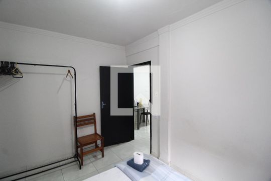 Quarto 2 de apartamento para alugar com 2 quartos, 80m² em Daniel Fonseca, Uberlândia