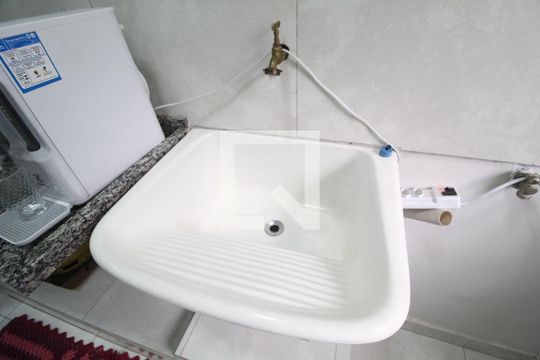 Cozinha e Área de Serviço de apartamento para alugar com 2 quartos, 80m² em Daniel Fonseca, Uberlândia