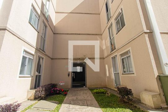 Fachada do bloco de apartamento para alugar com 2 quartos, 42m² em Bom Jesus, São José dos Pinhais