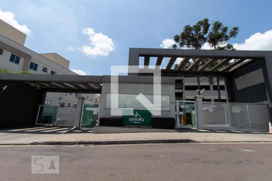 Fachada  de apartamento para alugar com 2 quartos, 42m² em Bom Jesus, São José dos Pinhais