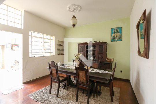 Sala de Jantar de casa à venda com 3 quartos, 276m² em Carlos Prates, Belo Horizonte