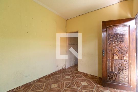 Sala de casa à venda com 5 quartos, 300m² em Vila Carmosina, São Paulo