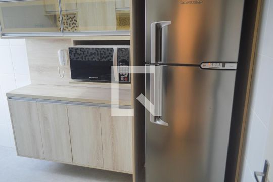 Cozinha de apartamento à venda com 2 quartos, 49m² em Vila Moreira, São Paulo