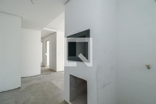 Cozinha de apartamento à venda com 2 quartos, 74m² em Três Figueiras, Porto Alegre
