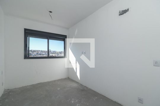 Suíte de apartamento à venda com 2 quartos, 74m² em Três Figueiras, Porto Alegre