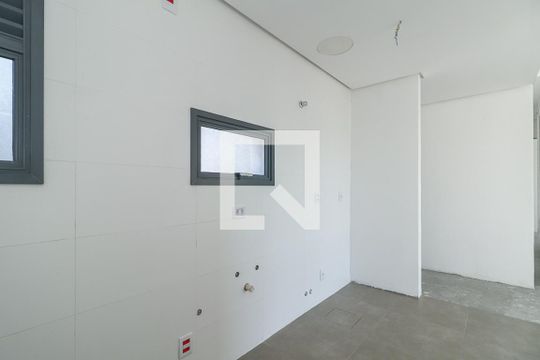 Cozinha de apartamento à venda com 2 quartos, 74m² em Três Figueiras, Porto Alegre