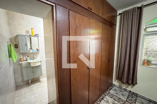 Casa 1 - Suíte 1 de casa à venda com 6 quartos, 360m² em Riacho das Pedras, Contagem