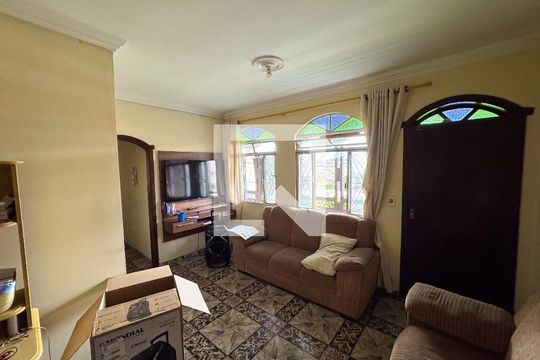 Casa à venda com 6 quartos, 360m² em Riacho das Pedras, Contagem