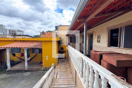 Casa 2 - Varanda da Sala de casa à venda com 6 quartos, 360m² em Riacho das Pedras, Contagem