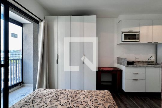 Studio de kitnet/studio à venda com 0 quarto, 28m² em Jardim das Acacias, São Paulo