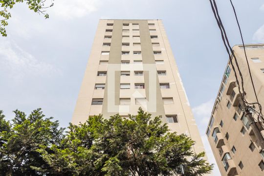 Fachada de apartamento à venda com 2 quartos, 99m² em Pinheiros, São Paulo