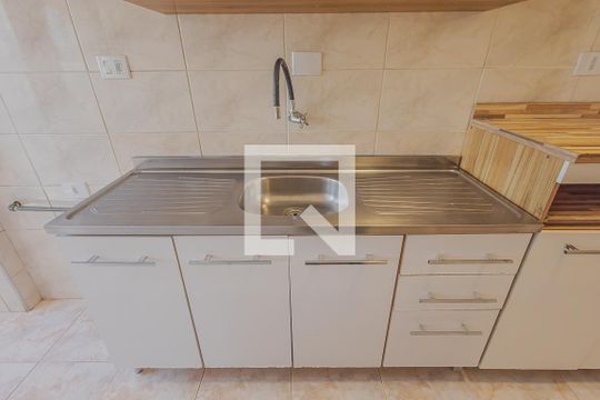 Cozinha de apartamento à venda com 2 quartos, 99m² em Pinheiros, São Paulo
