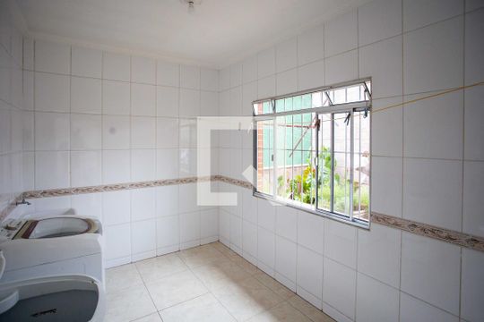 Área de Serviço de casa para alugar com 3 quartos, 250m² em Vila Nogueira, Diadema