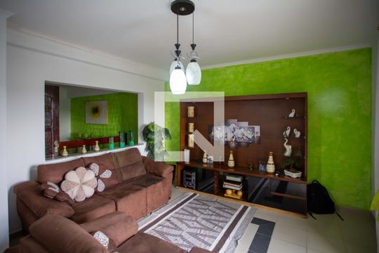 Casa para alugar com 3 quartos, 250m² em Vila Nogueira, Diadema