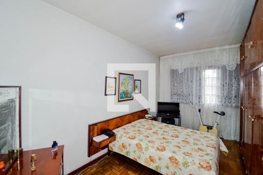 Quarto 2 de casa à venda com 3 quartos, 240m² em Vila Adelaide Perella, Guarulhos