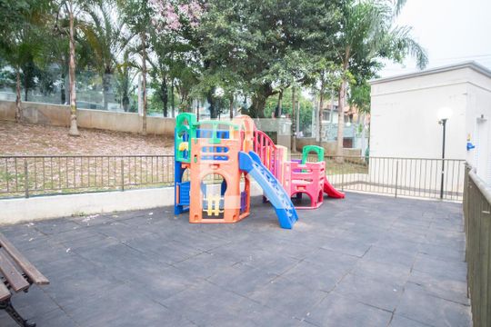 Área comum - Playground de apartamento para alugar com 2 quartos, 40m² em Cavalhada, Porto Alegre