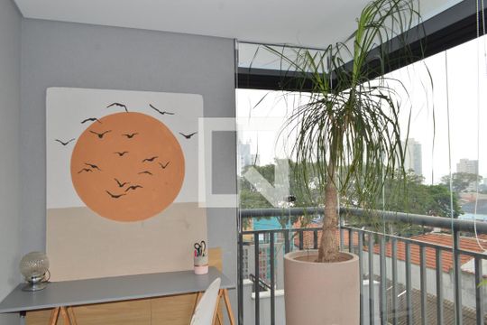 Varanda de kitnet/studio à venda com 1 quarto, 37m² em Vila Dom Pedro I, São Paulo