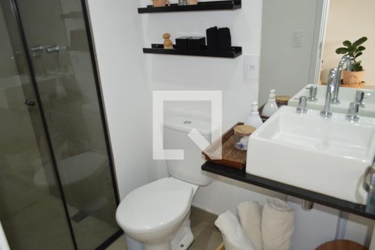 Banheiro de kitnet/studio à venda com 1 quarto, 37m² em Vila Dom Pedro I, São Paulo