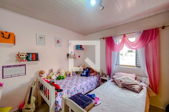 Quarto 2 de casa à venda com 8 quartos, 400m² em Vila Invernada, São Paulo