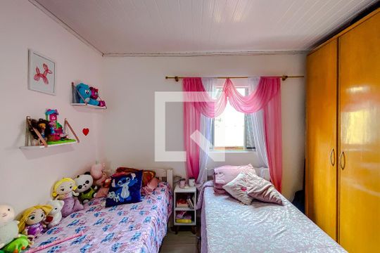 Quarto 2 de casa à venda com 8 quartos, 400m² em Vila Invernada, São Paulo