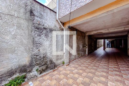 Área externa de casa à venda com 8 quartos, 400m² em Vila Invernada, São Paulo