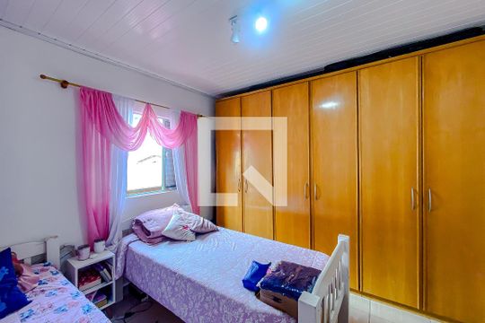 Quarto 2 de casa à venda com 8 quartos, 400m² em Vila Invernada, São Paulo