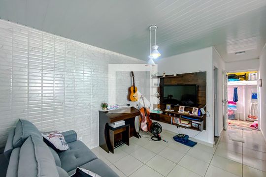 Sala de casa à venda com 8 quartos, 400m² em Vila Invernada, São Paulo