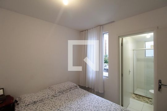 Suite de apartamento à venda com 2 quartos, 57m² em Santa Amelia, Belo Horizonte