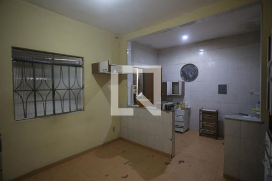 Cozinha de casa à venda com 3 quartos, 90m² em Marajó, Belo Horizonte