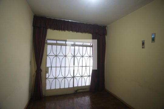 Sala de casa à venda com 3 quartos, 90m² em Marajó, Belo Horizonte