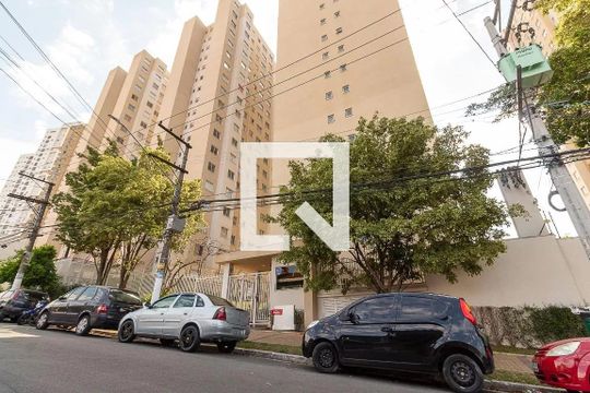 Fachada de apartamento para alugar com 1 quarto, 29m² em Vila Penteado, São Paulo
