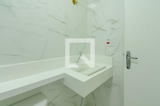 Banheiro Social de apartamento à venda com 2 quartos, 56m² em Santa Terezinha, São Bernardo do Campo