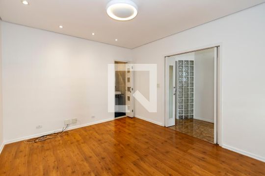 Sala de casa à venda com 5 quartos, 170m² em Vila Gertrudes, São Paulo