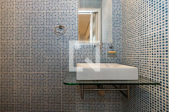 Lavabo de casa à venda com 5 quartos, 170m² em Vila Gertrudes, São Paulo