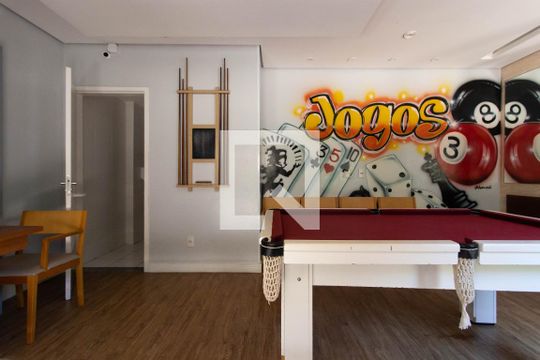 Sala de Jogos de apartamento para alugar com 2 quartos, 43m² em Vila Carmosina, São Paulo