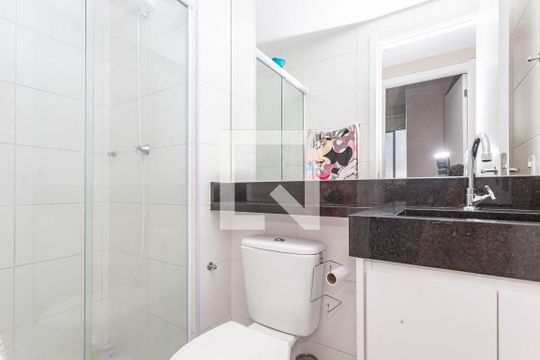 Banheiro de apartamento à venda com 2 quartos, 38m² em Parque Fongaro, São Paulo